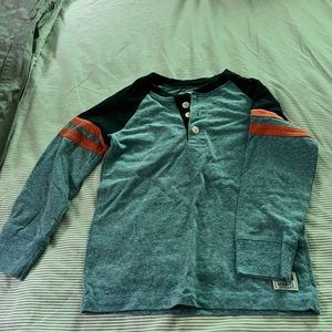 Oshkosh long sleeve T-shirt